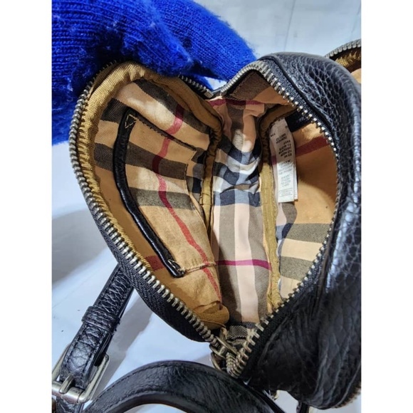 Authentic Burberry Studded Leather Camera Bag Black - Picture 10 of 10